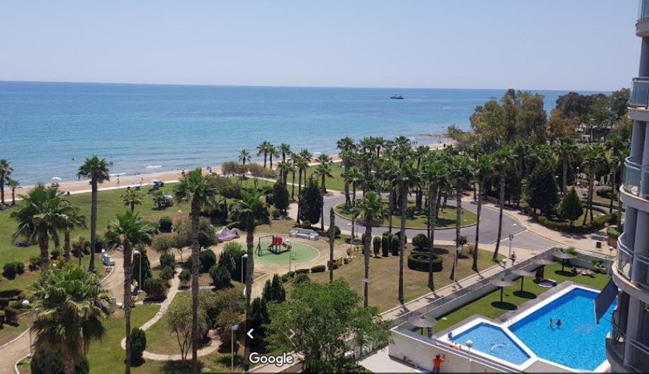 Mondrian Magic World - Sea View First Line Of The Beach Orpesa Kültér fotó